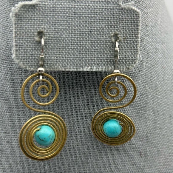 Large Gold Tone Swirl Faux Turquoise Blue Bead Dangle Earrings Music Note - Picture 5 of 7